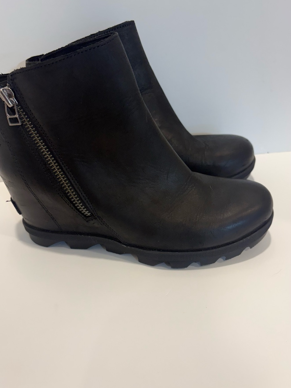 Sorel Joan of Arc Wedge II Zip Leather Boots Size 8.5 - Picture 4 of 7